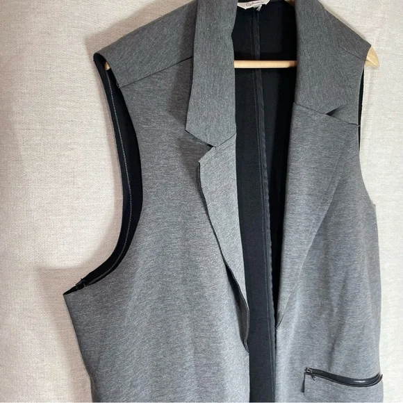 Reitmans Gray Sleeveless Vest - Picture 2 of 4